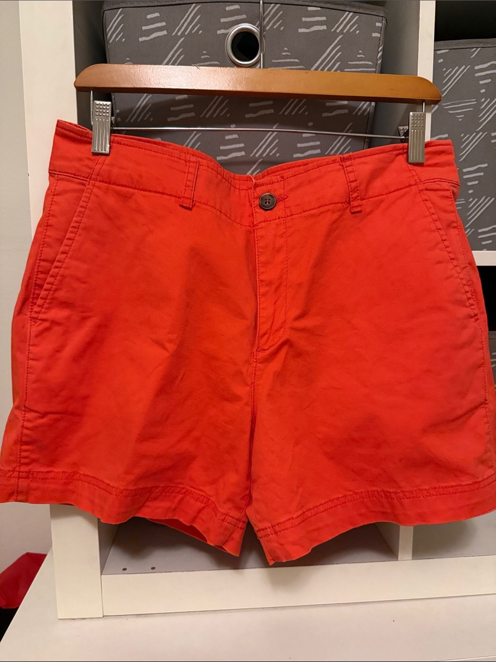 GAP Women's Vibrant Peachy Cotton Bermuda Shorts